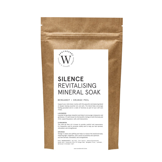 SILENCE - Revitalising Mineral Soak